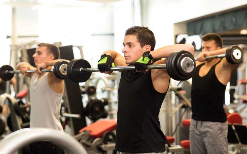 Zajęcia fitness – czy są odpowiednie dla mężczyzn?